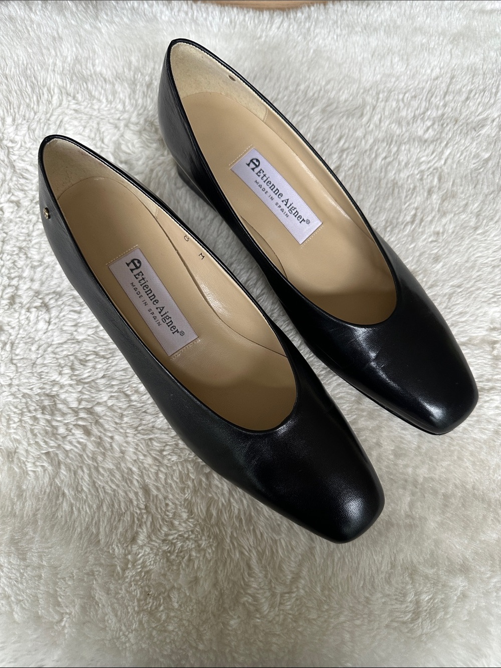 Etienne Aigner Black Leather Low Block Heel Pumps